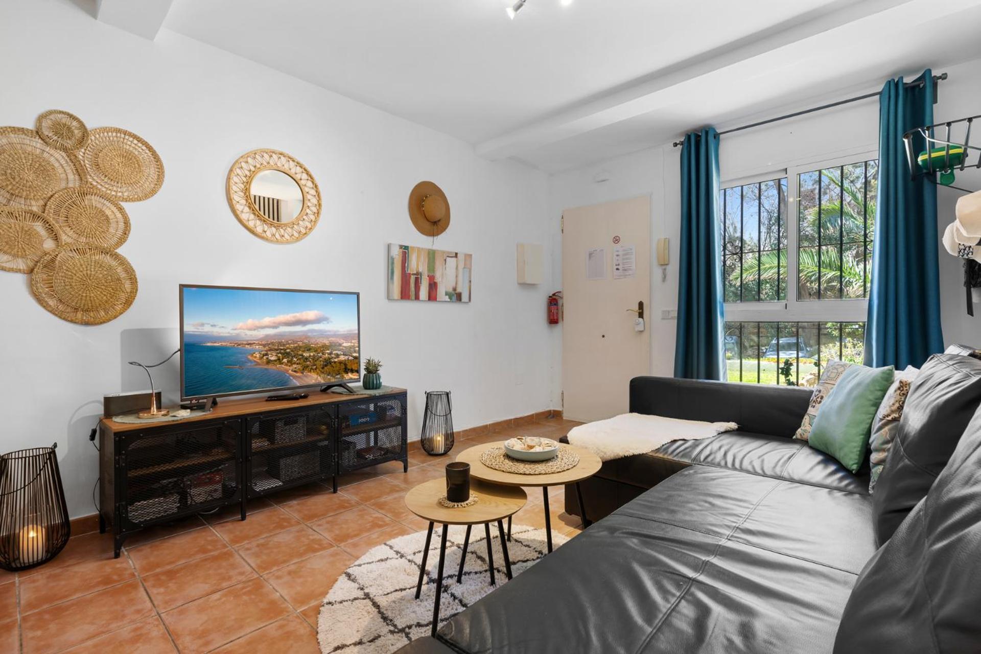 Beachfront Calahonda Apartment By Costarentals - Ref 89 Sitio de Calahonda Екстер'єр фото