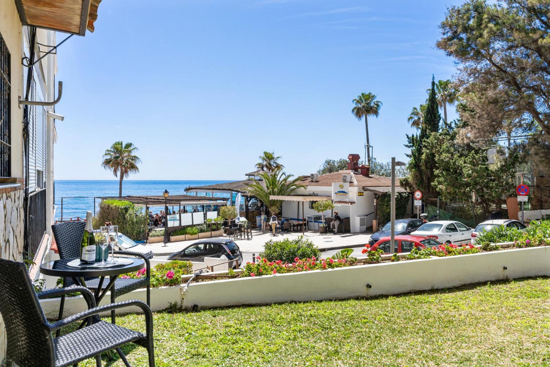 Beachfront Calahonda Apartment By Costarentals - Ref 89 Sitio de Calahonda Екстер'єр фото